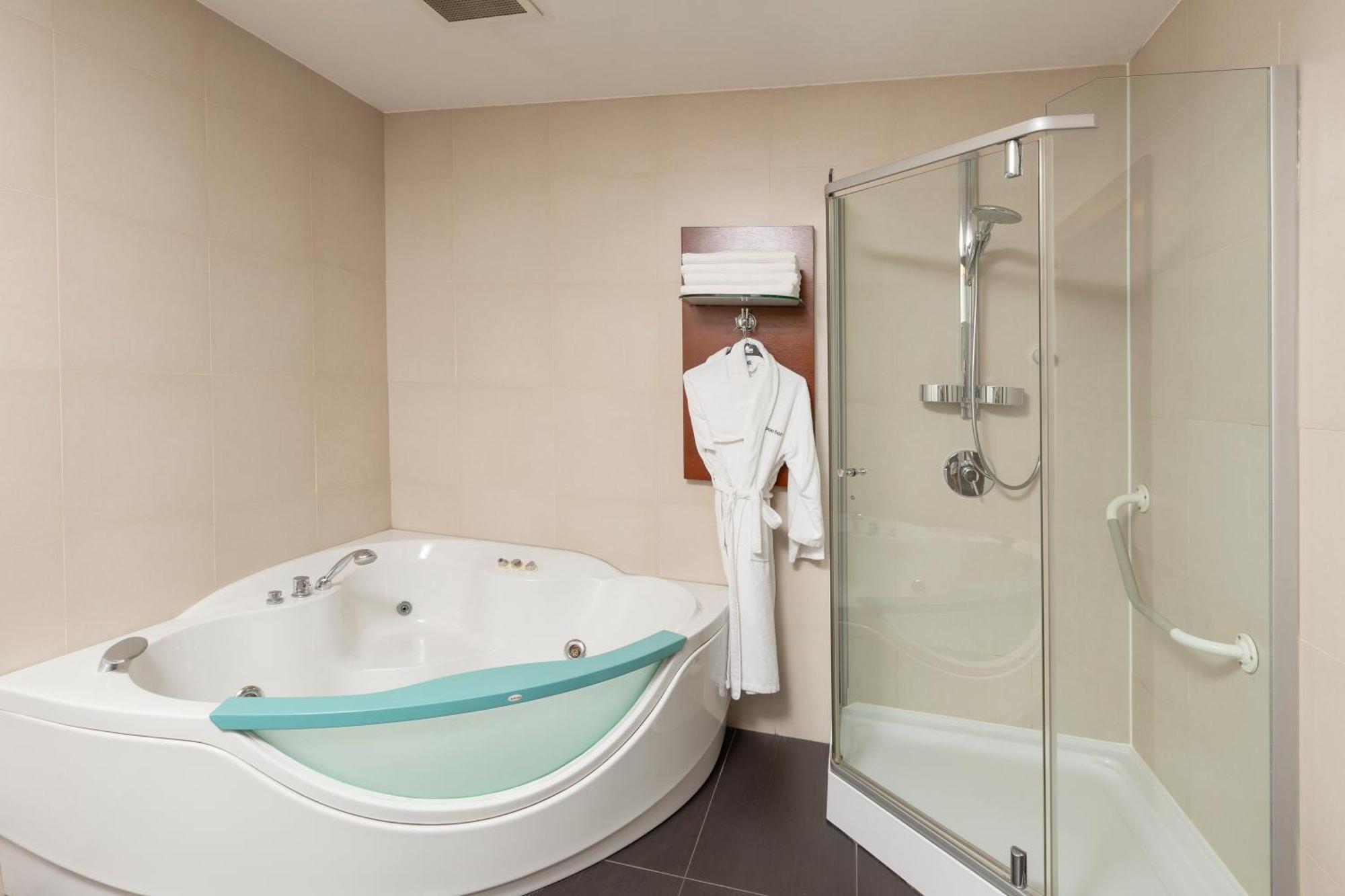 Hotel Nippon 4*